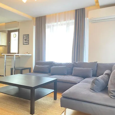 Lägenhet 2 Bedroom Cute And Central Located Apartment In Nisantasi